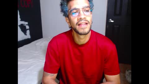 Snapshot of dostoyrodia_34 chatting on January 12, 2026, 7:30 pm will online show from January 12, 2026, 7:30 pm