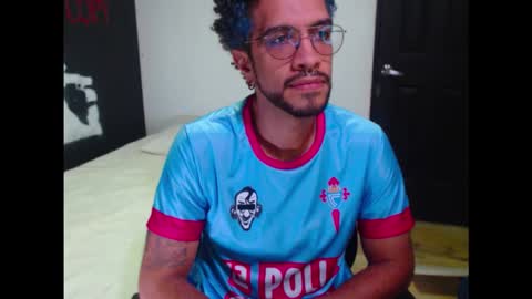 Snapshot of dostoyrodia_34 chatting on January 14, 2026, 1:33 am will online show from January 14, 2026, 1:33 am