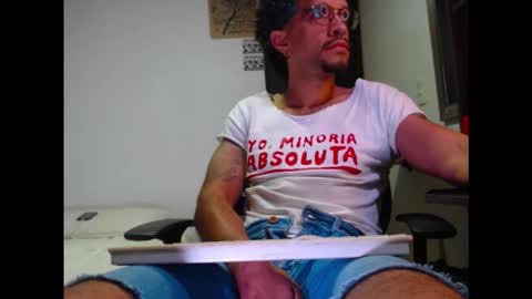 Snapshot of dostoyrodia_34 chatting on January 16, 2026, 1:09 am will online show from January 16, 2026, 1:09 am