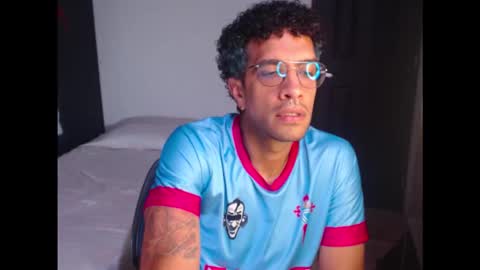 Snapshot of dostoyrodia_34 chatting on February 1, 2026, 7:23 pm will online show from February 1, 2026, 7:23 pm