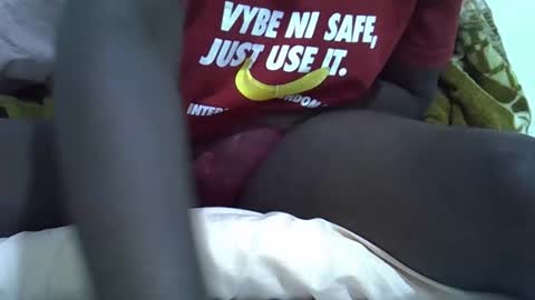 Snapshot of double_love9 chatting on February 17, 2026, 1:13 am bellie online show from February 17, 2026, 1:13 am