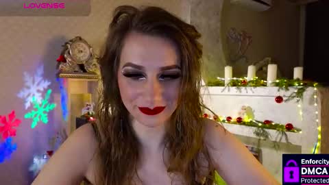 Snapshot of doublemeow chatting on December 18, 2025, 4:46 pm Emily online show from December 18, 2025, 4:46 pm