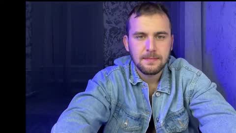 douglas_666 online show from November 11, 2025, 10:21 pm