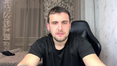 douglas_666 online show from April 4, 2026, 7:55 pm