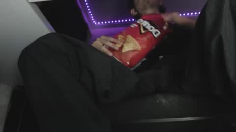 douglas_drake online show from October 16, 2025, 3:51 am