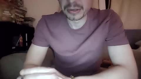 doveyfinn88 online show from May 5, 2026, 11:24 pm