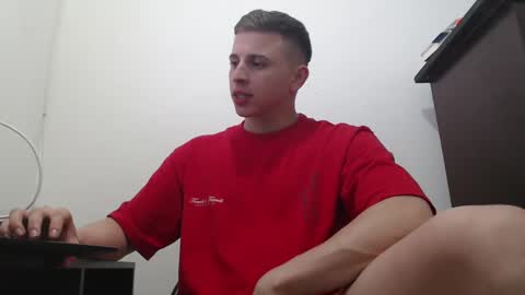 draco_boy2000 online show from September 29, 2025, 9:08 pm