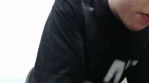 draco_boy2000 online show from March 29, 2026, 11:05 pm