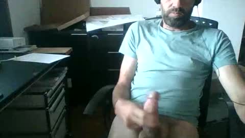 Snapshot of dragonflyy83 chatting on October 24, 2025, 6:43 am dragonflyy83 online show from October 24, 2025, 6:43 am