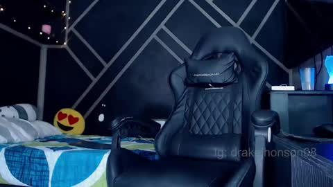 Snapshot of drake_jhonson08 chatting on February 28, 2026, 3:40 am Drake online show from February 28, 2026, 3:40 am