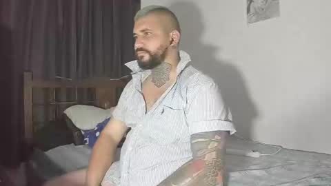 drake whitee Independent Model online show from March 2, 2025, 4:17 am