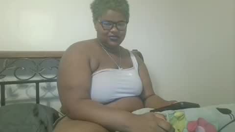 Snapshot of dramaqueen576161 chatting on September 10, 2025, 3:34 pm dramaqueen576161 online show from September 10, 2025, 3:34 pm