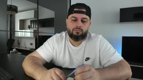 Snapshot of dravenpeak chatting on April 16, 2026, 2:18 pm DravenPeak online show from April 16, 2026, 2:18 pm