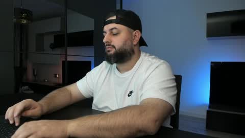 Snapshot of dravenpeak chatting on April 30, 2026, 8:48 pm DravenPeak online show from April 30, 2026, 8:48 pm