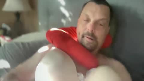 Snapshot of drboobology chatting on December 21, 2024, 9:58 pm Dr of Boobs and Bras online show from December 21, 2024, 9:58 pm