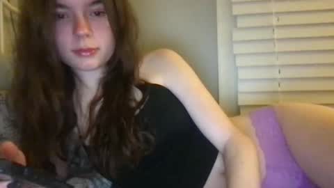 Snapshot of dream1girl_ chatting on January 7, 2025, 7:31 am ur dream girl online show from January 7, 2025, 7:31 am