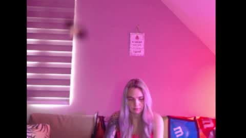 A girl online show from February 21, 2026, 8:26 am