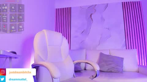 Snapshot of dreammatell_ chatting on March 1, 2026, 3:30 am Dream Matell online show from March 1, 2026, 3:30 am