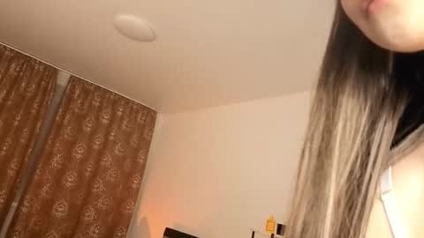 Mila online show from October 11, 2025, 7:34 pm