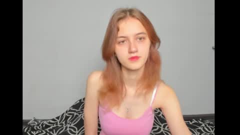 Snapshot of dreamy_pollyyy chatting on September 30, 2025, 3:11 am dreamy_pollyyy online show from September 30, 2025, 3:11 am