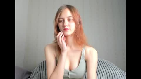 Snapshot of dreamy_pollyyy chatting on December 19, 2025, 3:46 am dreamy_pollyyy online show from December 19, 2025, 3:46 am