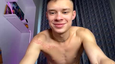 Adam Dream online show from October 20, 2025, 10:27 am