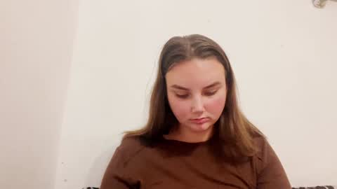 Mila online show from December 2, 2024, 3:25 pm