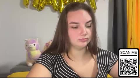 Mila online show from September 14, 2025, 7:18 am