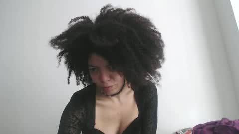 Snapshot of dreamylatina chatting on March 1, 2026, 12:40 pm DreamyLatina online show from March 1, 2026, 12:40 pm