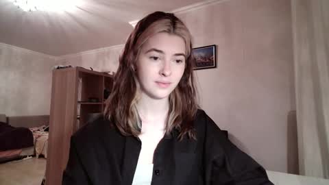 Dia online show from February 5, 2026, 4:11 pm