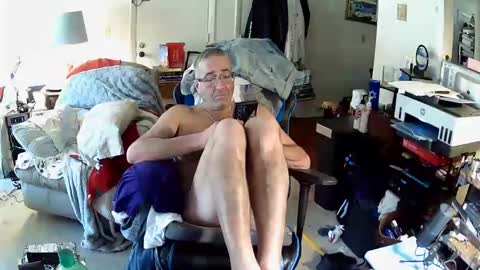 drewdubya online show from April 11, 2026, 8:13 pm