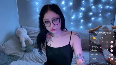 Tara  Sonny online show from January 1, 2025, 7:10 pm