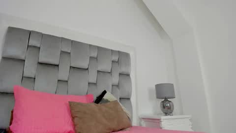 drinklau18 online show from December 1, 2025, 7:41 pm