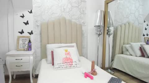 drinklau18 online show from February 5, 2026, 3:33 am