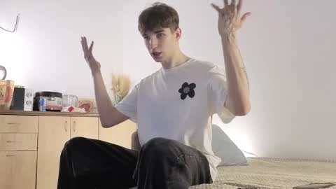 Mark online show from December 19, 2025, 4:03 pm