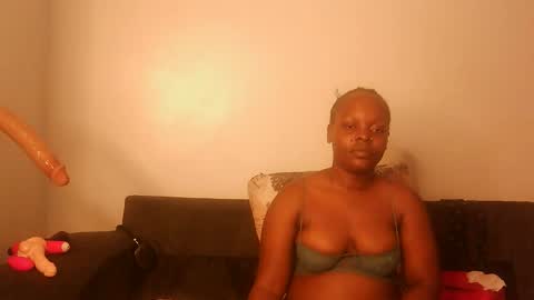 Snapshot of drip_doll_ chatting on May 12, 2026, 11:35 pm Kimberly online show from May 12, 2026, 11:35 pm