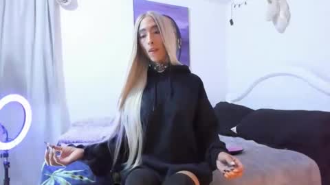 Snapshot of drippyorlove chatting on December 4, 2024, 9:02 pm drippyorlove online show from December 4, 2024, 9:02 pm