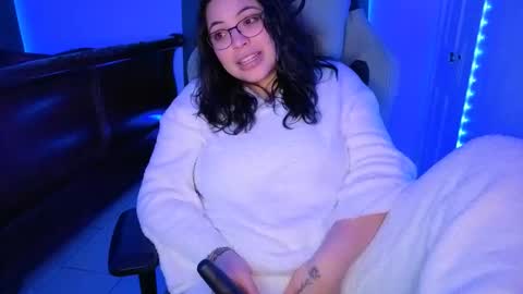 Snapshot of drizzypeach602 chatting on January 19, 2026, 4:27 am Drizzypeach602 online show from January 19, 2026, 4:27 am