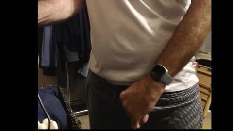 Snapshot of drmbigg chatting on November 1, 2025, 9:00 am Hello Hope you enjoy what you see. I love attention in dirty talk and tips thickcock edging precum dirtyTalk C2C online show from November 1, 2025, 9:00 am