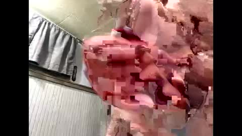 Snapshot of droppingloads82 chatting on February 20, 2025, 5:23 am droppingloads82 online show from February 20, 2025, 5:23 am