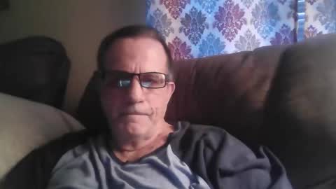 drthick1224 online show from October 28, 2025, 1:36 pm