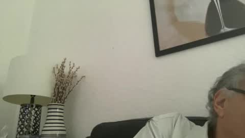 Snapshot of drtony4u222 chatting on December 30, 2024, 8:15 pm DrTony4u222100 online show from December 30, 2024, 8:15 pm