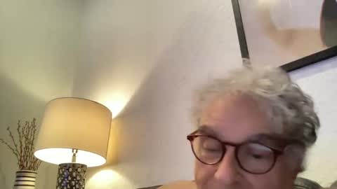 Snapshot of drtony4u222 chatting on February 8, 2025, 5:51 am DrTony4u222100 online show from February 8, 2025, 5:51 am