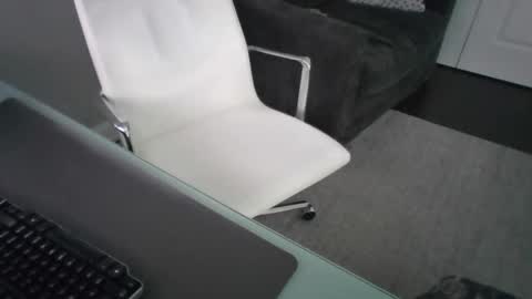 ds689655 online show from September 21, 2025, 7:59 pm