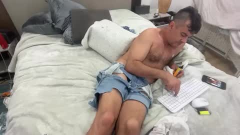 Snapshot of dudebrocuz69 chatting on February 2, 2026, 5:22 pm Dude online show from February 2, 2026, 5:22 pm