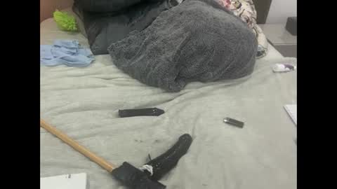 Snapshot of dudebrocuz69 chatting on February 14, 2026, 3:25 am Dude online show from February 14, 2026, 3:25 am