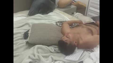 Snapshot of dudebrocuz69 chatting on February 19, 2026, 12:01 pm Dude online show from February 19, 2026, 12:01 pm