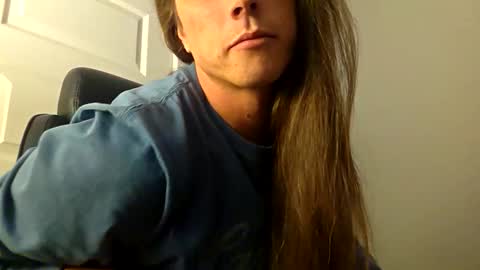 Dukeee online show from November 16, 2025, 3:01 am