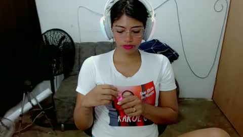 dulce2415 online show from March 21, 2026, 7:02 am