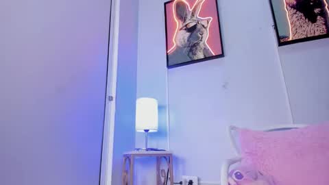 dulce__fiore07 online show from February 26, 2026, 12:26 pm